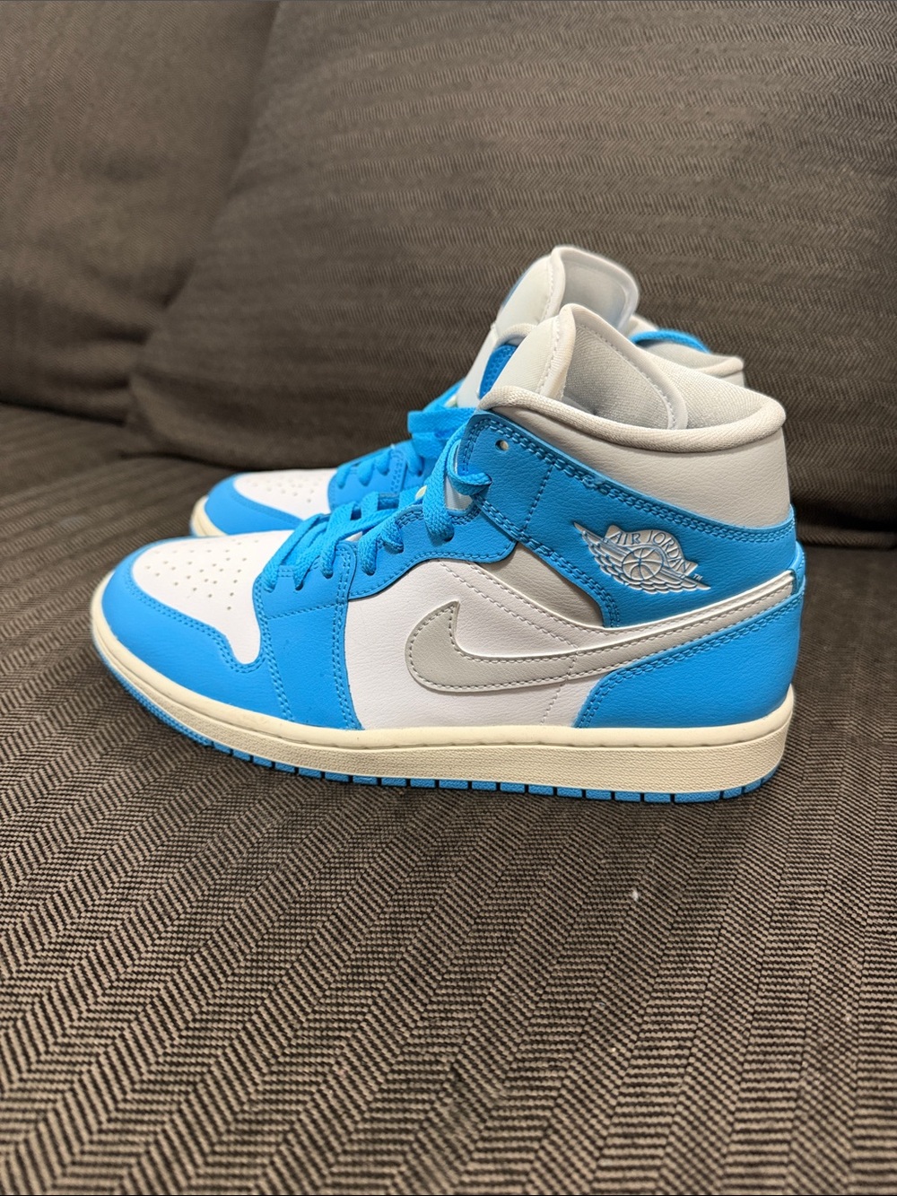 Nike Air Jordan 1 Mid White & Blue Casual Sneakers